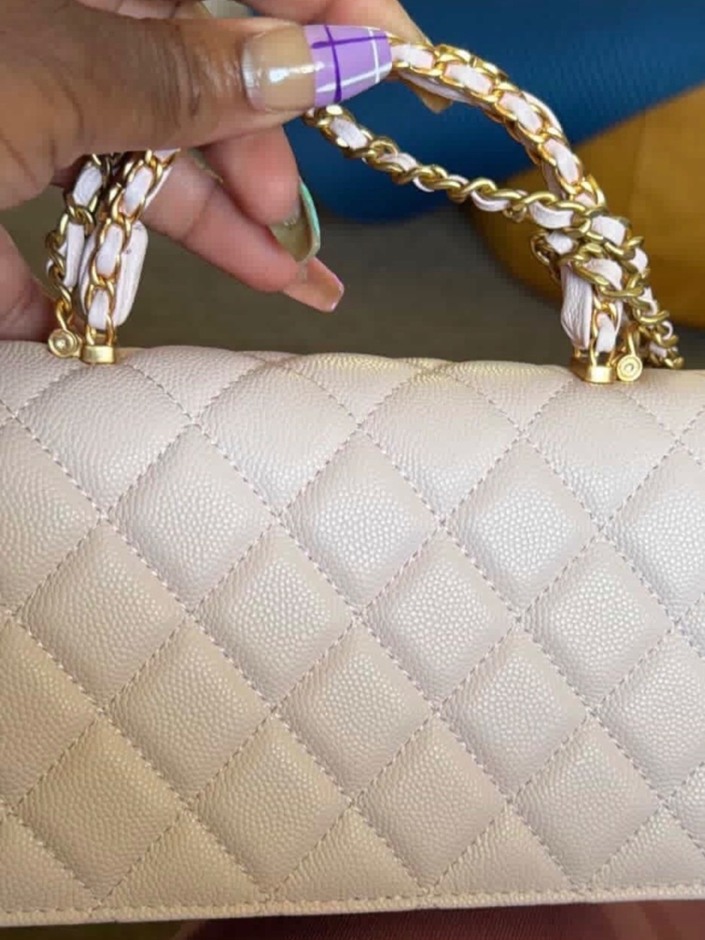 Chanel bag - Picture 2 of 3